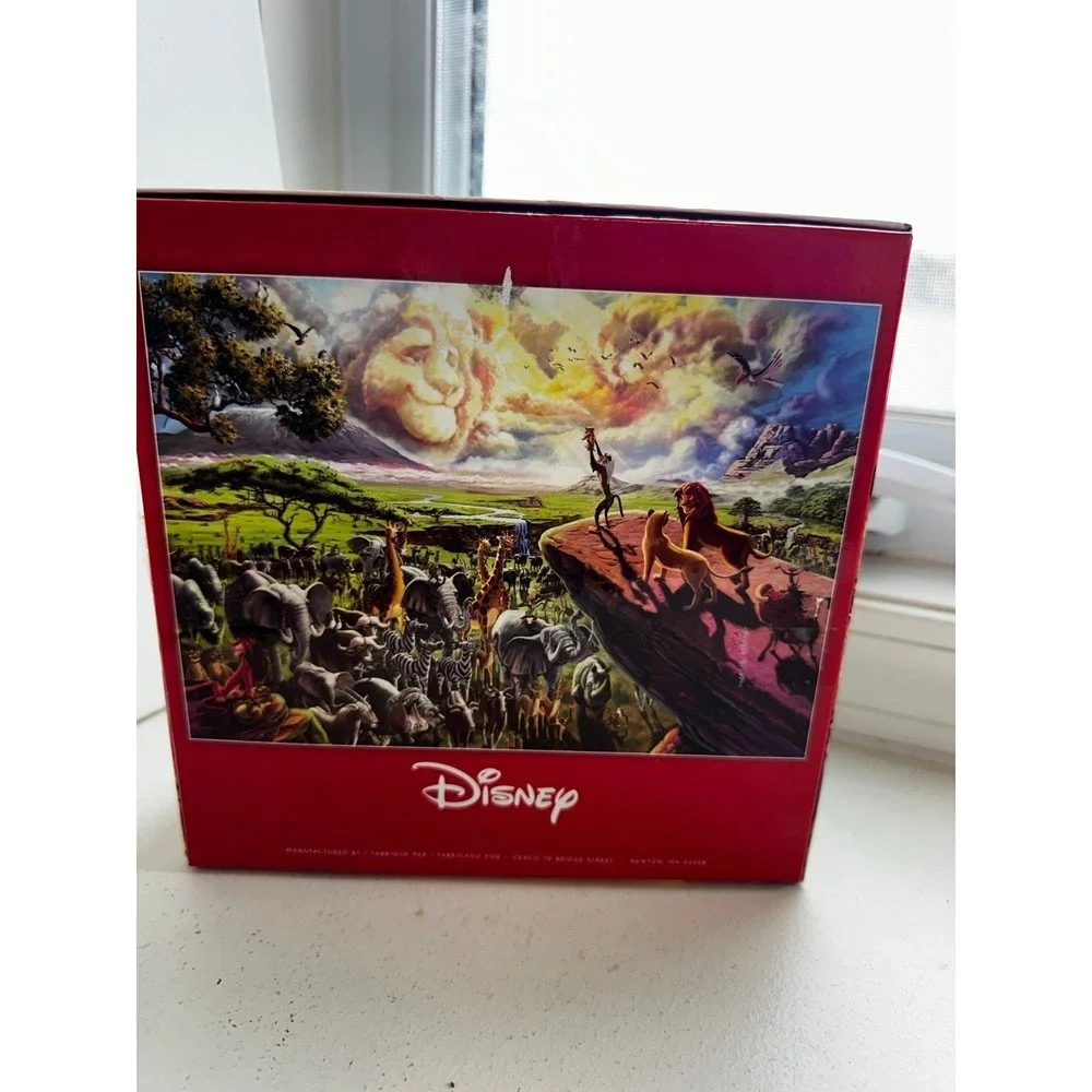 1000 piece Disney The Lion King jigsaw puzzle produced by Ceaco.